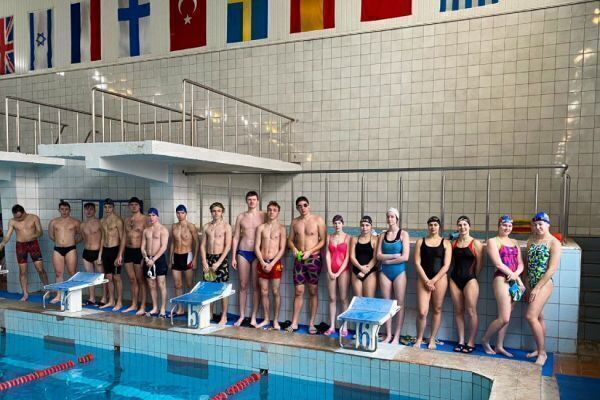 swim998EA643E-7AB2-3E49-74CC-11D410335968.jpg