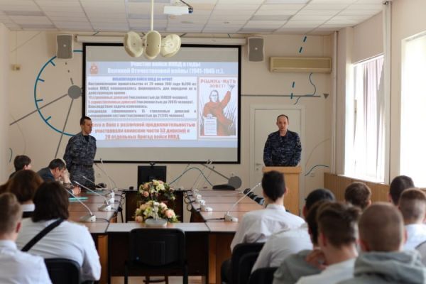 rosgvtrunov2-min02BA6321-E994-854E-2CD8-E229335043D7.jpg