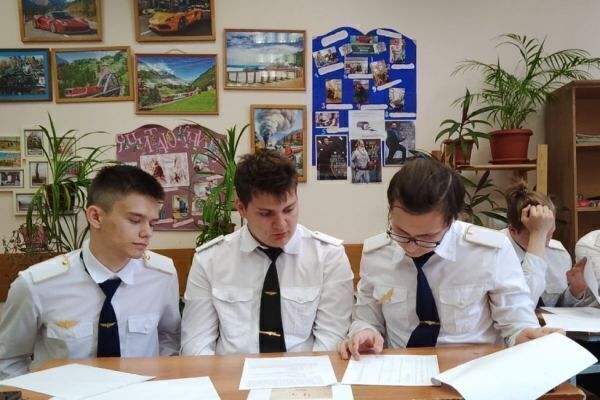 dayslavyan2-min1EA56618-1688-9139-BF81-E0ACB6F616DB.jpg