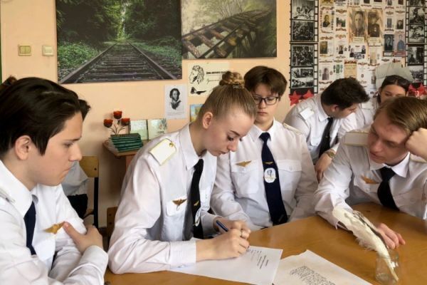 pushkinday5-minD7E782F6-2144-0F8E-8268-5FB85C00FBDF.jpg