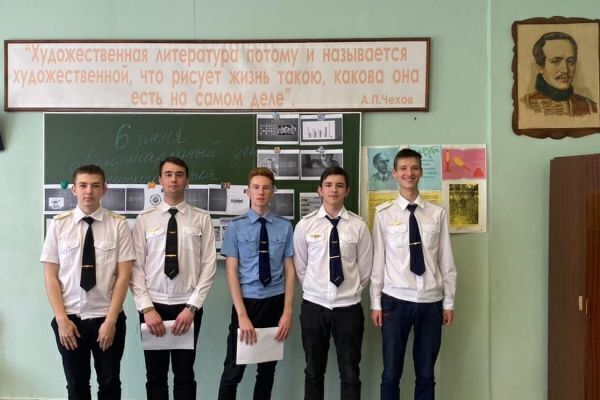 pushkinday9-min175202B6-8399-2F1C-4D9C-11E9373A2AA8.jpg