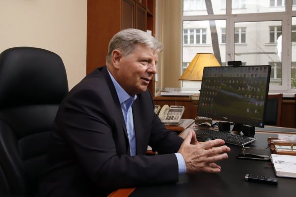 &laquo;Без связки учебных заведений и работодателей сегодня никуда&raquo; - Директор МКТ РУТ (МИИТ) Н.Е. Разинкин
