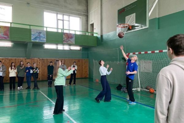 1503sport3-min6186C8C7-8B7B-47A3-AC99-DB2E1B50EF69.jpg