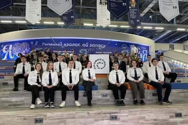 0418russia1-min77EA95AD-F23A-75EF-0882-600C4911AE14.jpg