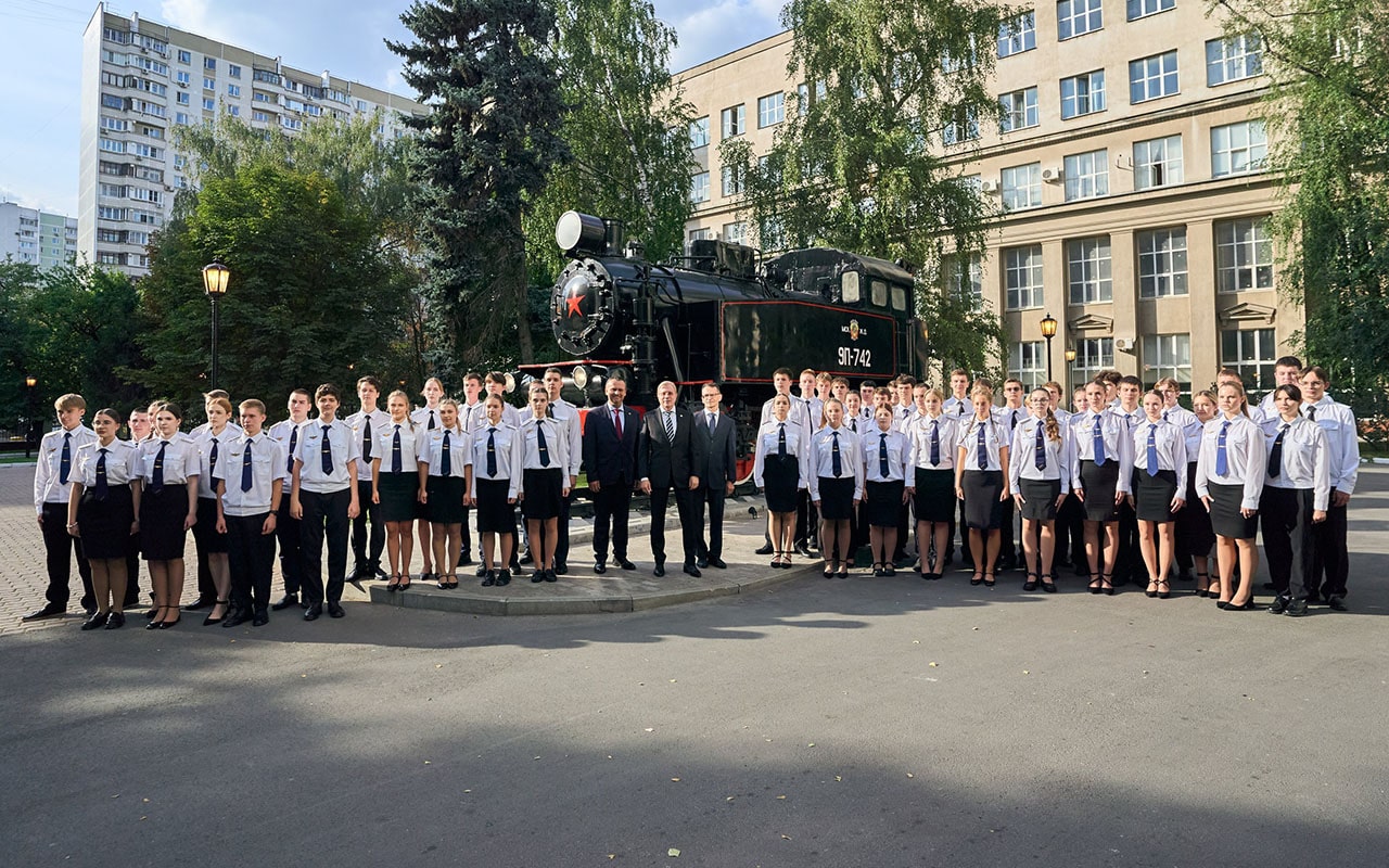 foto1-2-min92DA38B2-9145-861F-1FF2-D0C40DFDA2D7 Официальный визит высоких гостей в РУТ (МИИТ) - MKT-TEST