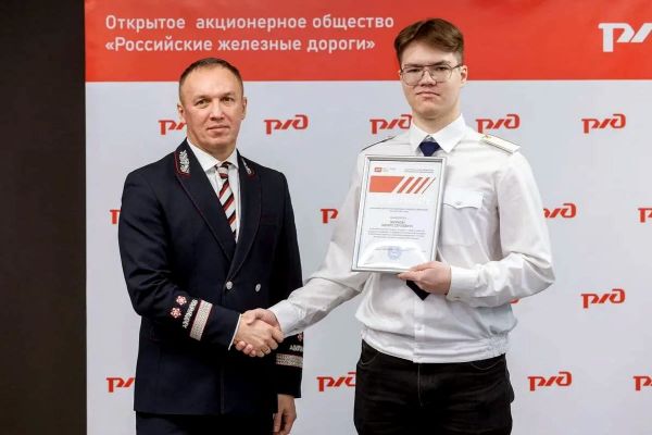 efe8dd9b-b908-442d-81a4-9e412956504d6FAFD0C4-DC17-D0E3-4B73-A211A5ED5347.jpg