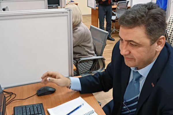 cours13B92F2370-8323-37D8-FA31-050515722AB6.jpg