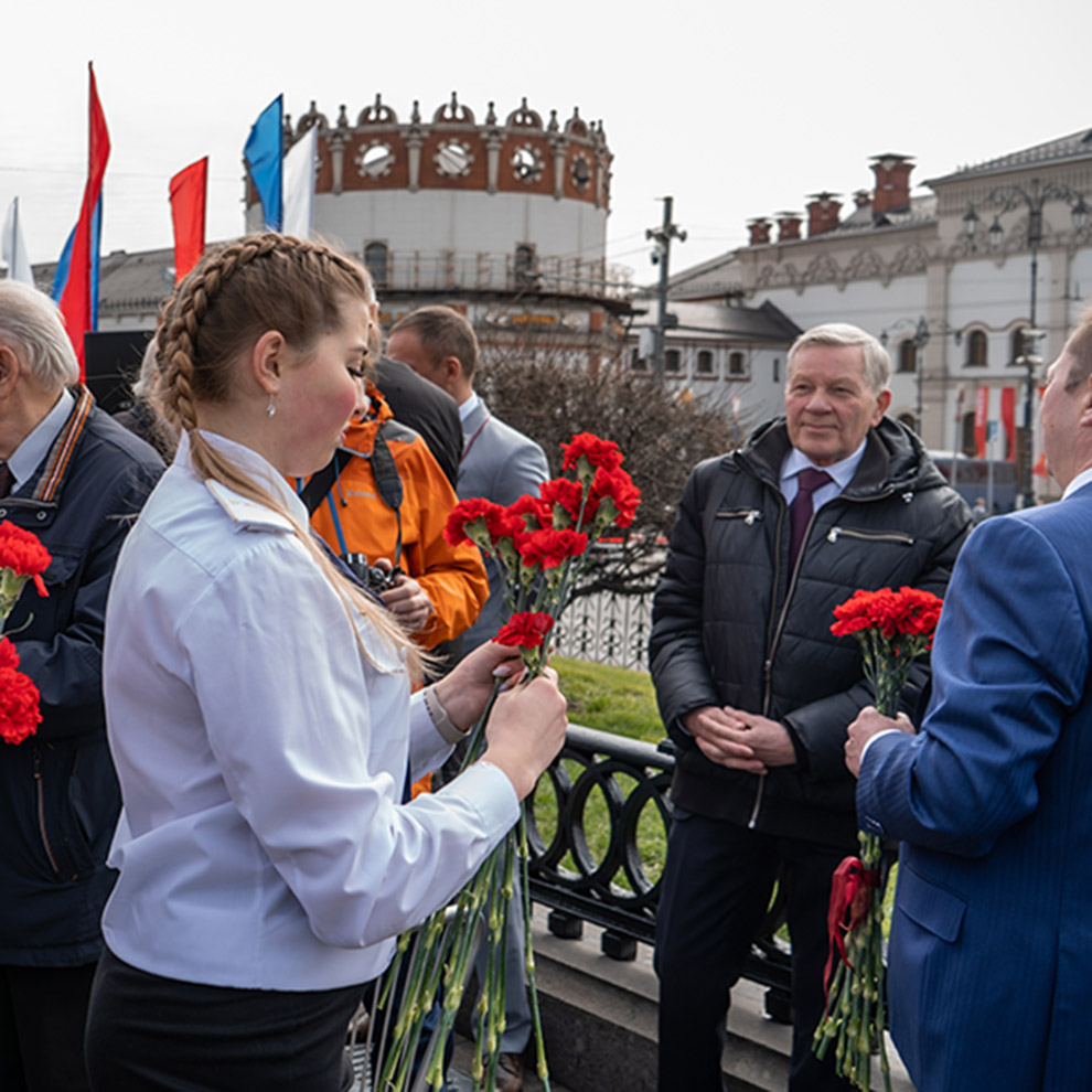 DSC023610.1 Студенты МКТ приняли участие в торжественном митинге ОАО «РЖД» - MKT-TEST