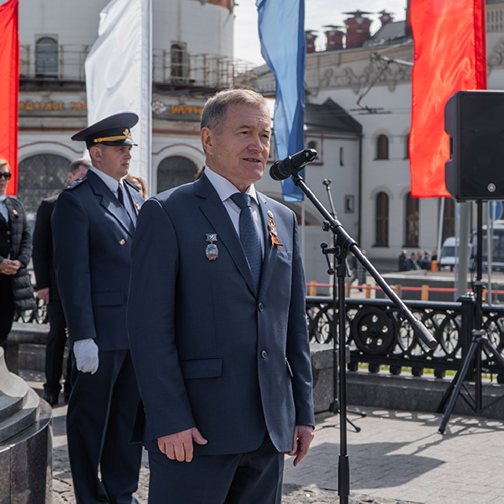 DSC02534.1 Студенты МКТ приняли участие в торжественном митинге ОАО «РЖД» - MKT-TEST