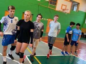 thumb_165_152 image Волейбол - Товарищеская встреча