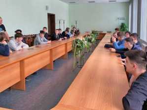 thumb_165_209 image Стань «суперстудентом» МКТ!
