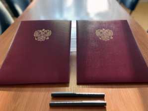 thumb_165_228 image Подписано соглашение о сотрудничестве между Школой №1293 и МКТ