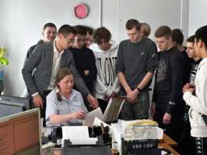 thumb_165_260 image Знакомство с профессией оператора СТЦ на станции Лосиноостровская