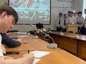 thumb_165_326 image Студенты специальности «Автоматика и телемеханика на транспорте» отчитались о практике
