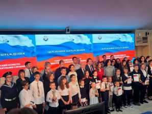 thumb_165_82 image Студенты МКТ в Общественной палате РФ